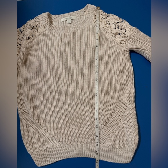 Piperlime Ivory Knit Sweater. Size XS. Pristine Condition. - Picture 5 of 6